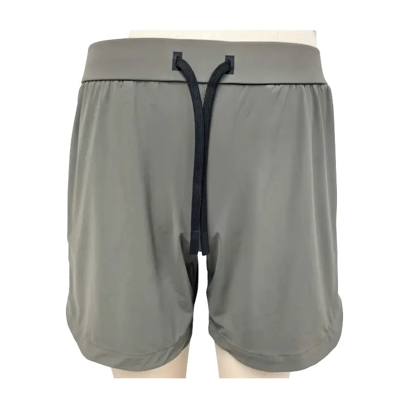 Miesten shortsit
